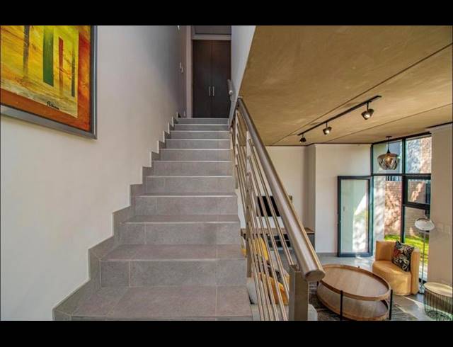 3 BEDROOM PROPERTY TO RENT IN MENLO PARK